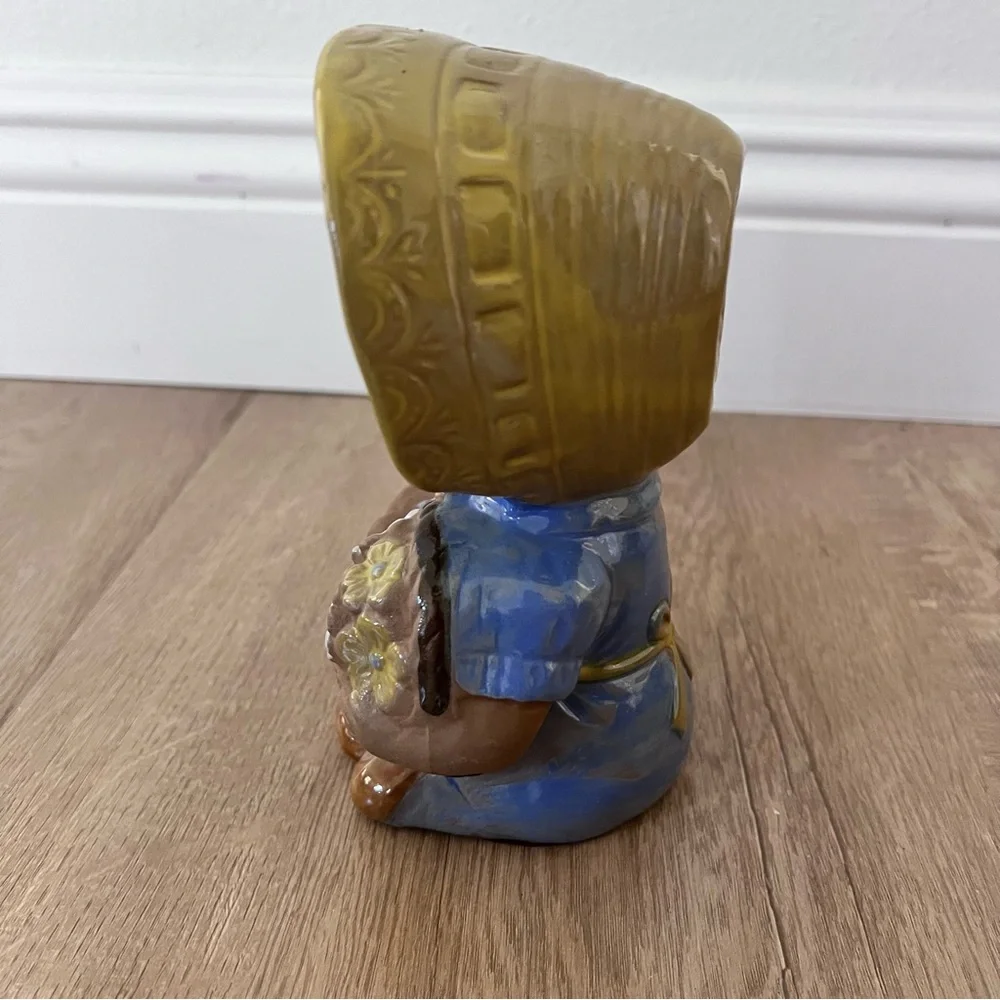 UCTCI Japan Paul Marshall Flower Girl Statuette Ceramic Figurine Vintage 1970's‎